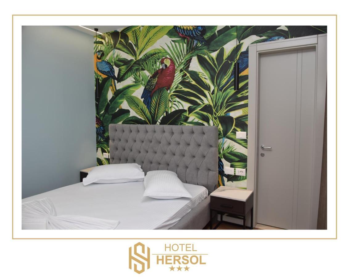 Hotel Hersol Durrës Exteriör bild