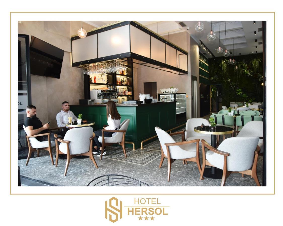Hotel Hersol Durrës Exteriör bild