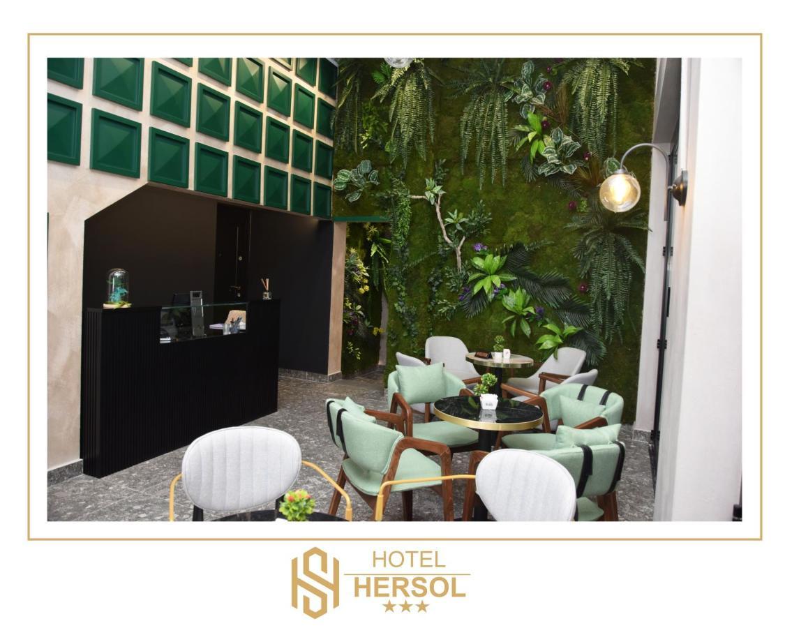 Hotel Hersol Durrës Exteriör bild